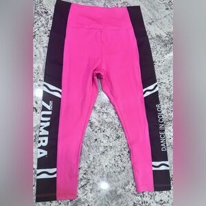 Zumba Wear Dance in Color Crayola Pink crop leggings XL